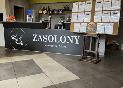 Zasolony Burger & More – Restaurant